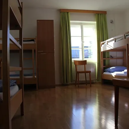 Hostel Institut St.sebastian *